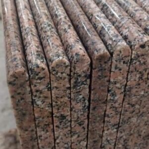 الجرانيت وانواعه ؟🧱
صلابة الجبال تحت قدميك!⚡